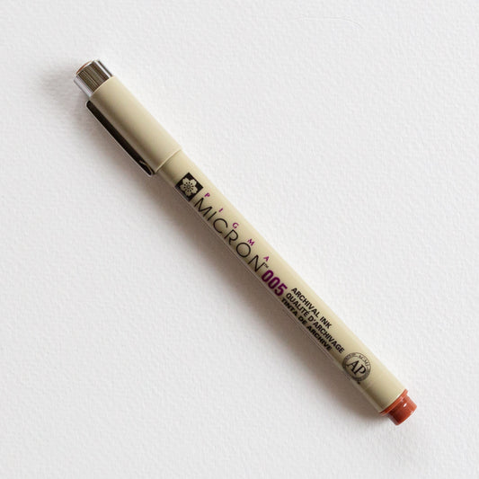 Sakura Pigma Micron 005 Bruin