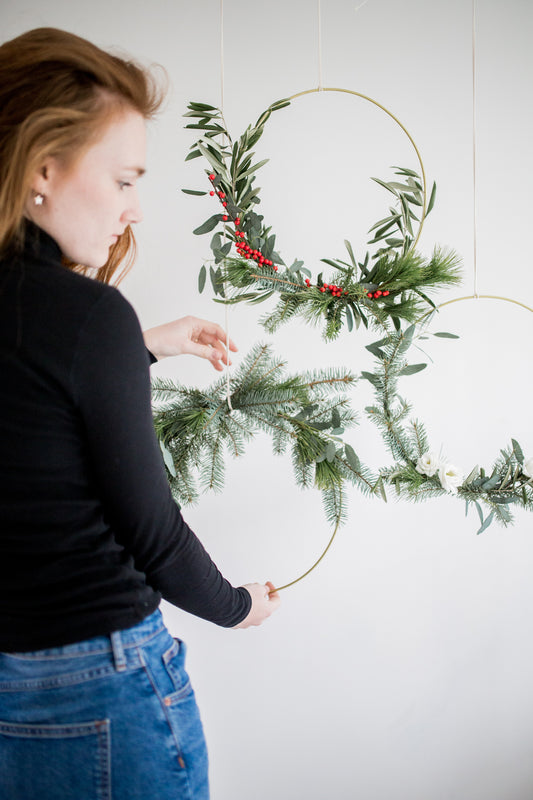 FLORAL FRIDAY // Minimalistische kerstkrans DIY tutorial