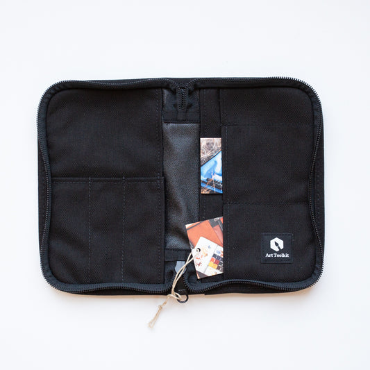 Art Toolkit Pocket Cover Black