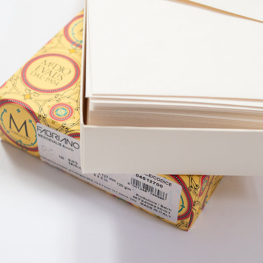 Fabriano Medioevalis box met 100 enveloppen 12,7x12,7cm