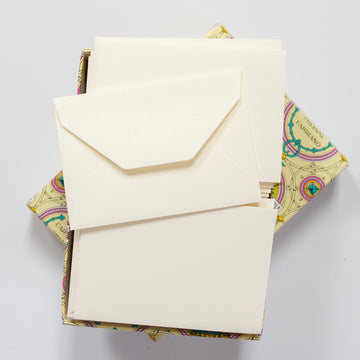 Fabriano Medioevalis box met 100 enveloppen 16x21,3cm