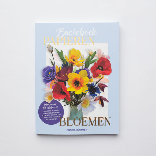 Basisboek Papieren Bloemen door Anouk Böhmer