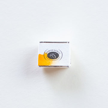Roman Szmal Aquarius Watercolour 312 Half pan Isoindolinone Yellow Deep 3