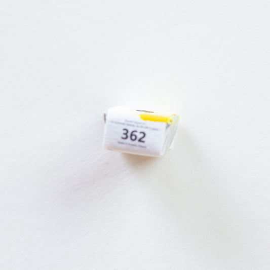Roman Szmal Aquarius Watercolour 362 Half pan Quinophthalone Yellow 3