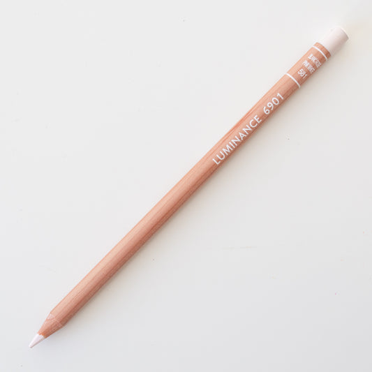 Caran d'Ache Luminance 6901 581 Rosa Weiß