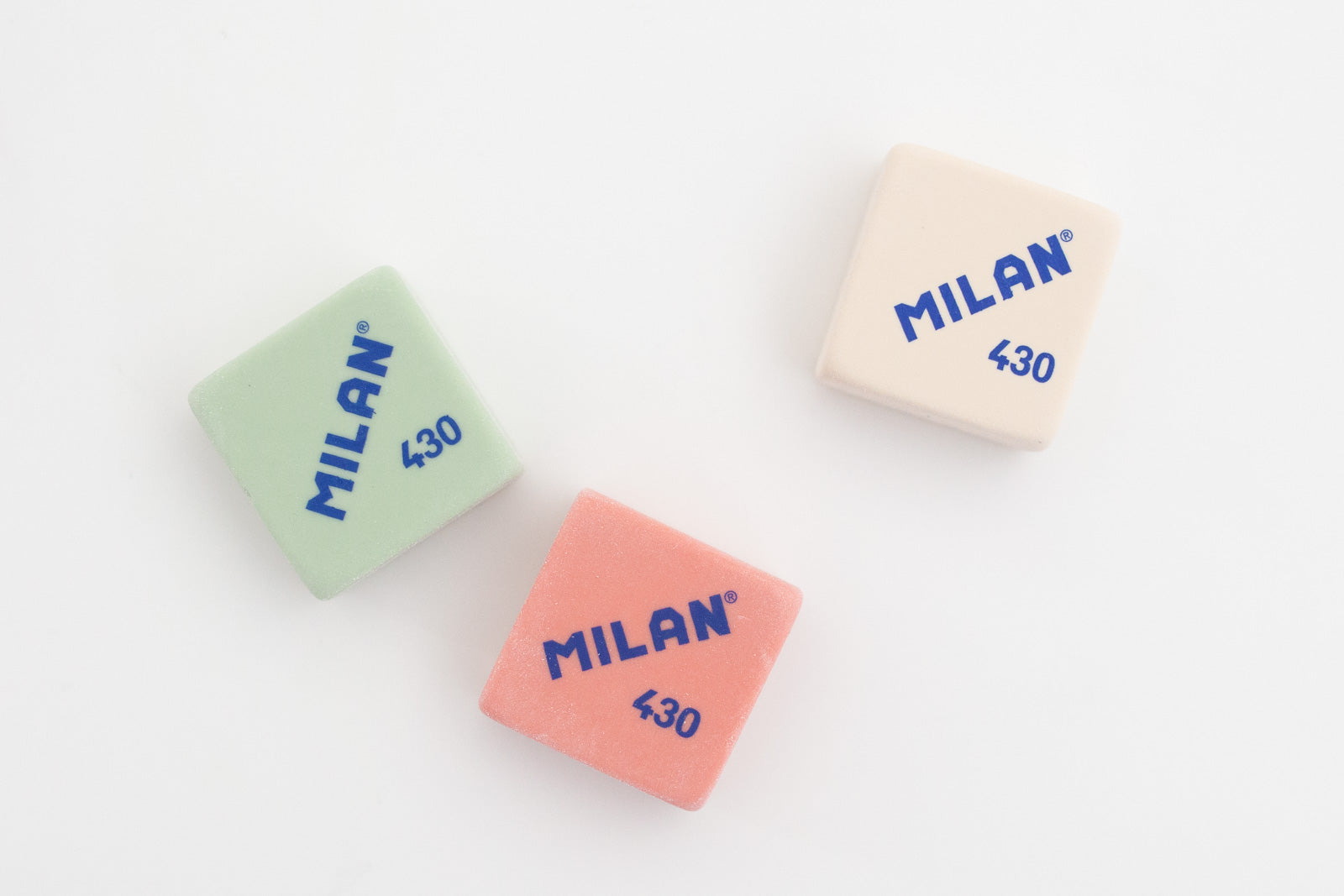 Milan 430 Wit