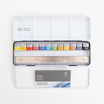 Winsor &amp; Newton Professional Black Box 12 halbe Pfannen 